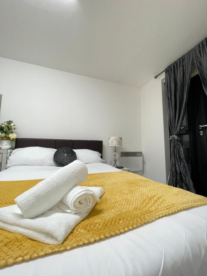Wharf Inn Premier Apartment Central Manchester - Free Private Parking Exterior photo