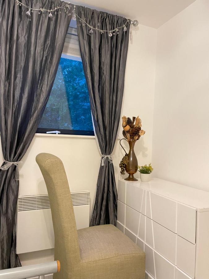 Wharf Inn Premier Apartment Central Manchester - Free Private Parking Exterior photo